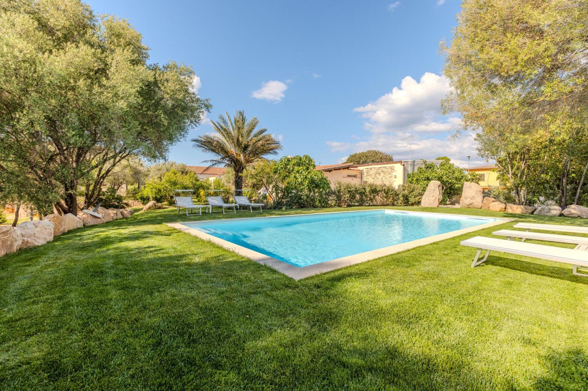Stazzo San Teodoro L'Olivastro Piscina Condivisa Apartment Exterior foto